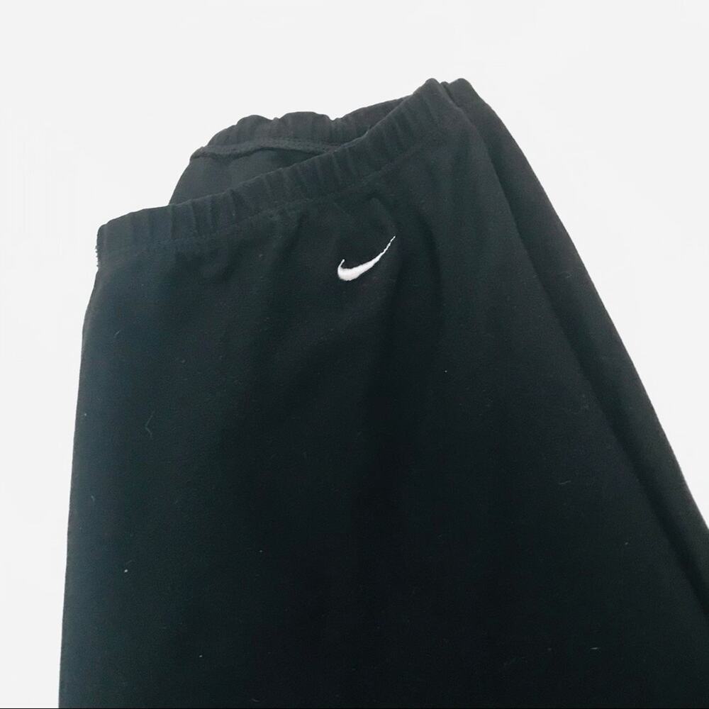 Nike Capris - Picture 2 of 3